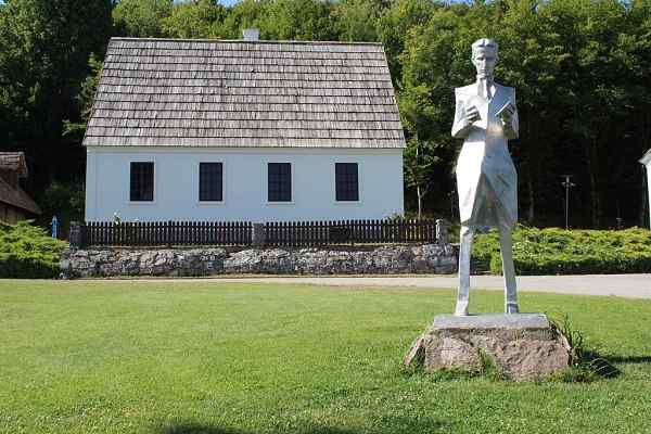 Das Gedenkzentrum von Nikola Tesla - Kroatien